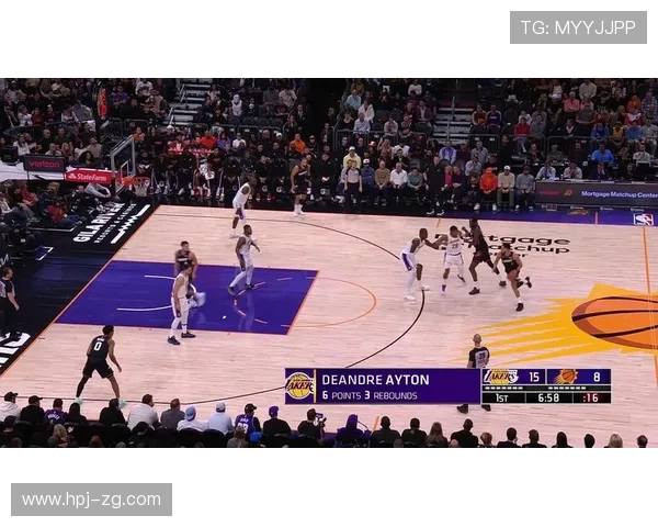 布克创历史新高前八场场均30分5助攻命中率超五成三分命中率达四成